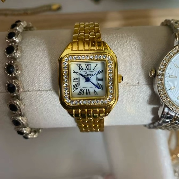 Panthere Classic Gold Crystal Stainless Steel Watch& Alhambra Gold Bracelet Set - Picture 3 of 16